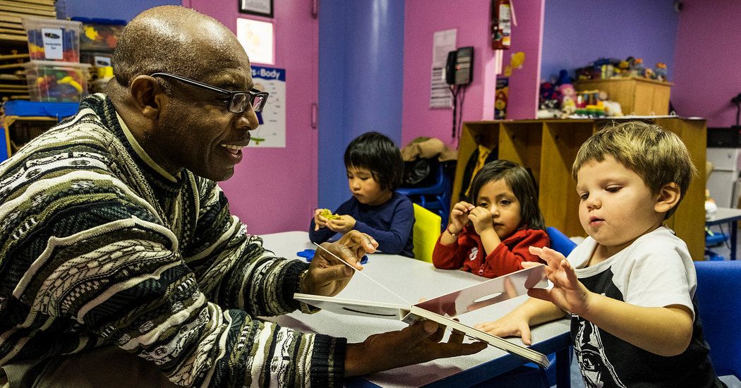 SarahMcbrideM's tweet photo. A Bronx Librarian Keen on Teaching #Homeless Children a Lasting Love of #Books https://t.co/XO4tUUPQRp https://t.co/KtiKZQUiqe