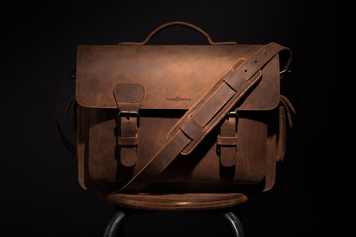 The most beautiful Leather Camera Bag in the world?
#leatherbags #camera #photographer