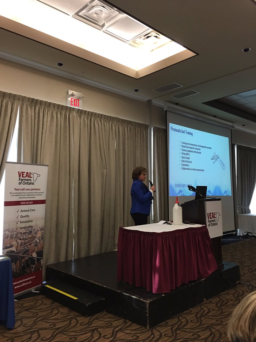 OntarioVeal's tweet photo. Rose discussing Henro training and protocols on farm for calf management. #HCC2016 https://t.co/6xdhhtHkxC