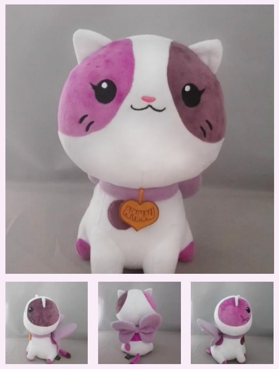 _Aphmau_'s tweet photo. SMOL TEASER!
This lil' Aph~kitten will be making it's way into the Aphmau shop SOON! 
It's PAWsitively adorable! 
[Limited quantity!] https://t.co/iT9Y2zX8ly