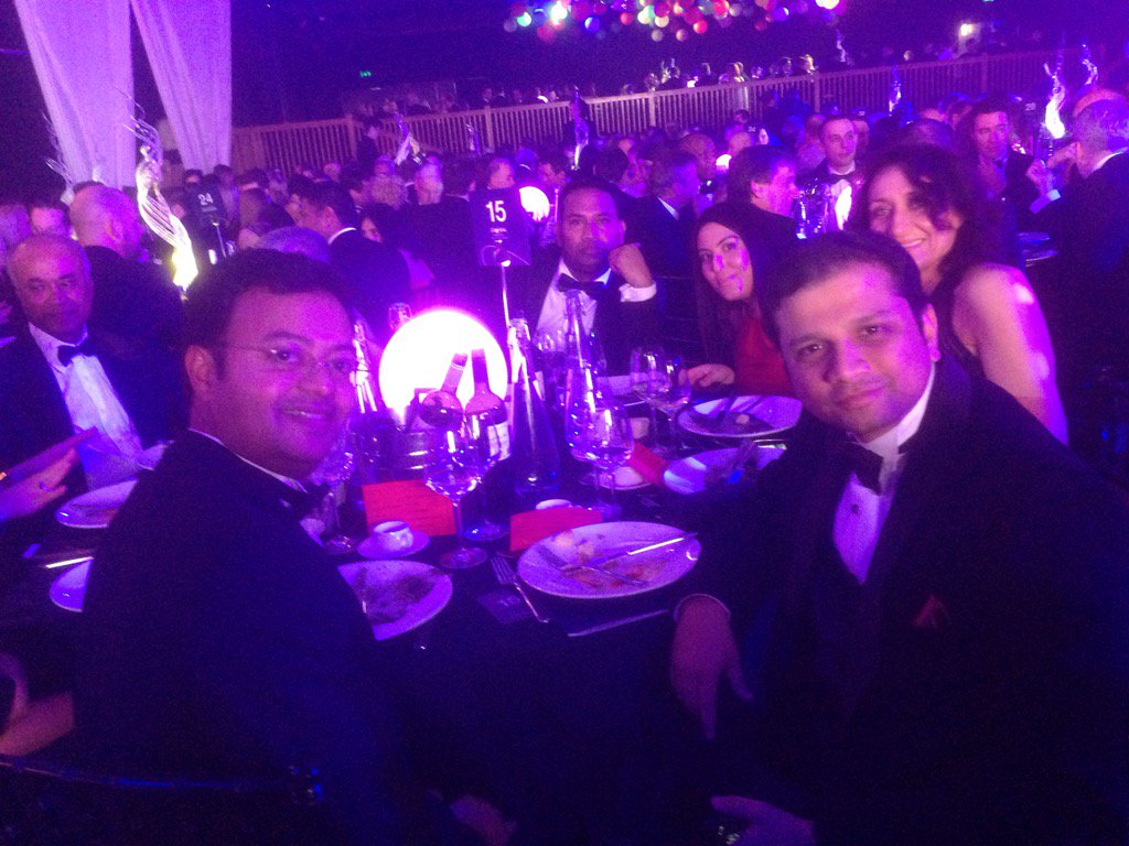 PopAntoaneta's tweet photo. Great food, great company &amp; of course great wine 😂🙈🍸🍷🍸🍷 - hello #britishaccountancyawards #baa2016 #teamGI https://t.co/ldy2sSJeLK