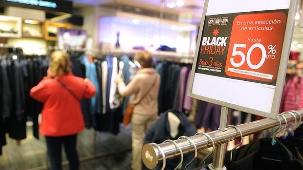 ForoModaEtica's tweet photo. BLACK FRIDAY Y LA MODA RÁPIDA 
https://t.co/Xex9tpYbio https://t.co/QRyUKCIOPH