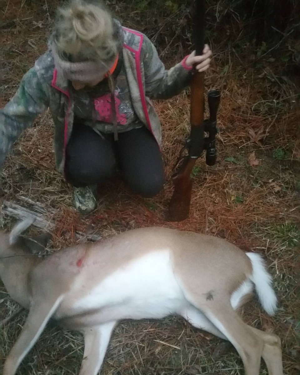 HaleyHaynes16's tweet photo. Got her! https://t.co/oLVn5sKE0I