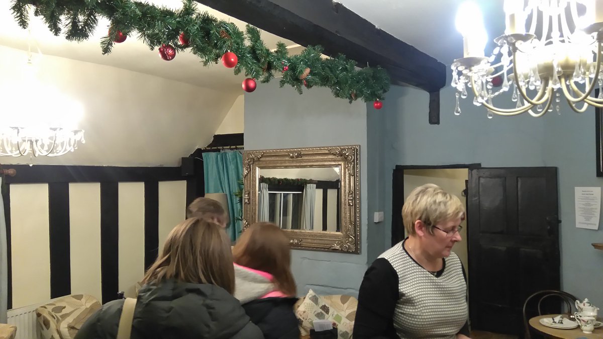 HearingIDS's tweet photo. Thomas Oken tea rooms looking fab for us this evening. https://t.co/g70kn7O76q
