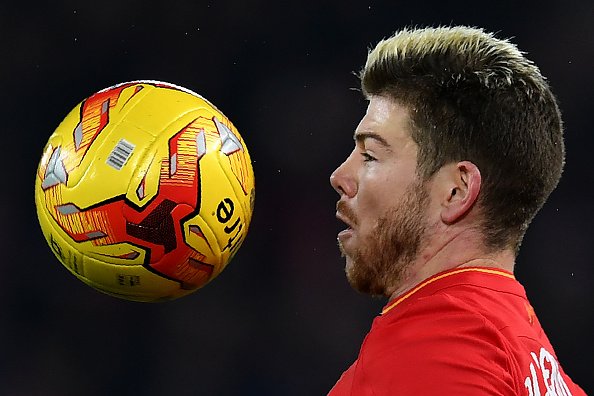 LFCphoto's tweet photo. Alberto vs the ball. #LFC #LIVLE https://t.co/6p7dW1HsKW