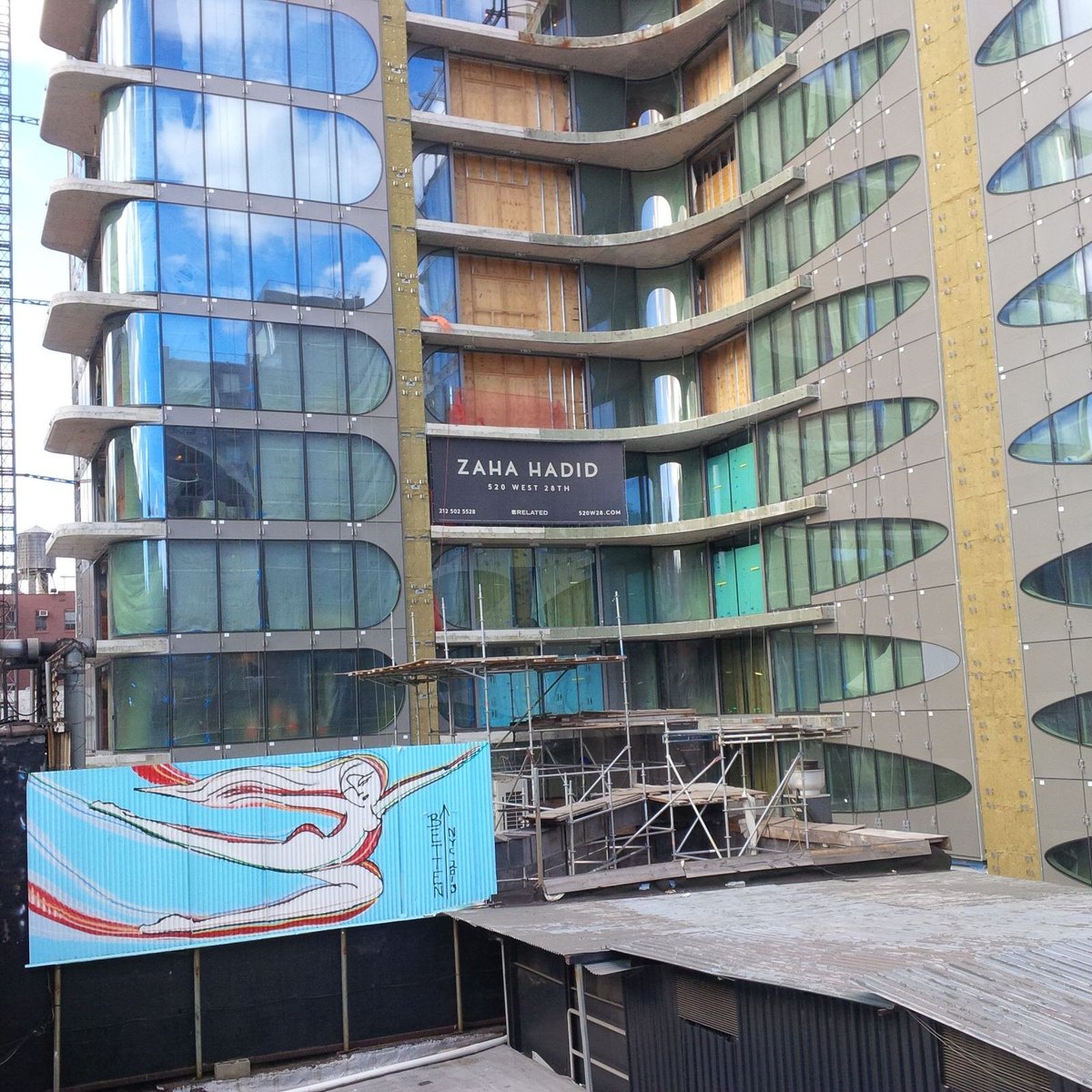Il palazzo disegnato da Zaha Hadid è quasi ultimato e sarà la nuova dimora degli Scribi a NYC <a href="/RizzoliLibri/">Rizzoli Libri</a>  #codicescriba #codicescorsese
