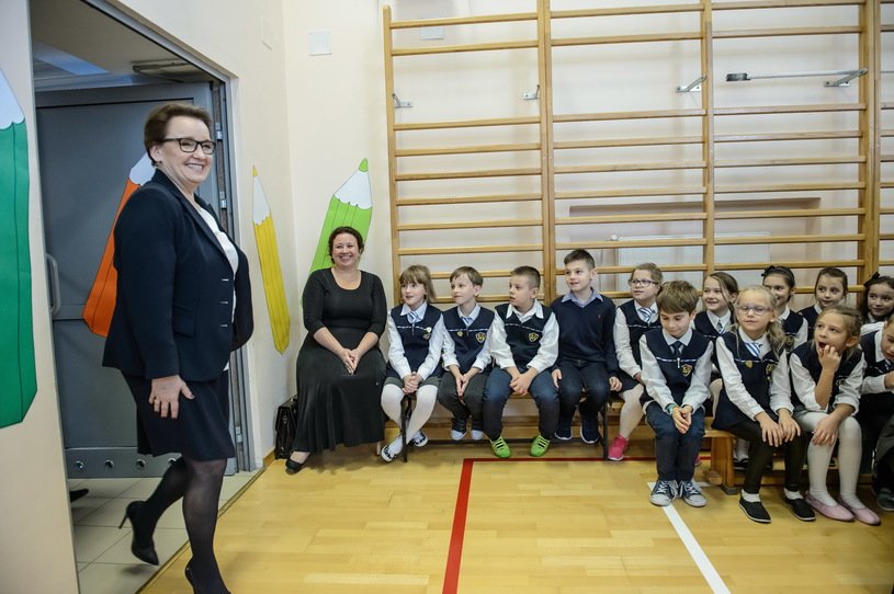 ekarpinskamorek's tweet image. Eksperci od podstawy programowej pewnie mniej uśmiechnięci bit.ly/2g38rHx @Interia_Fakty #reformaedukacji  #podstawaprogramowa