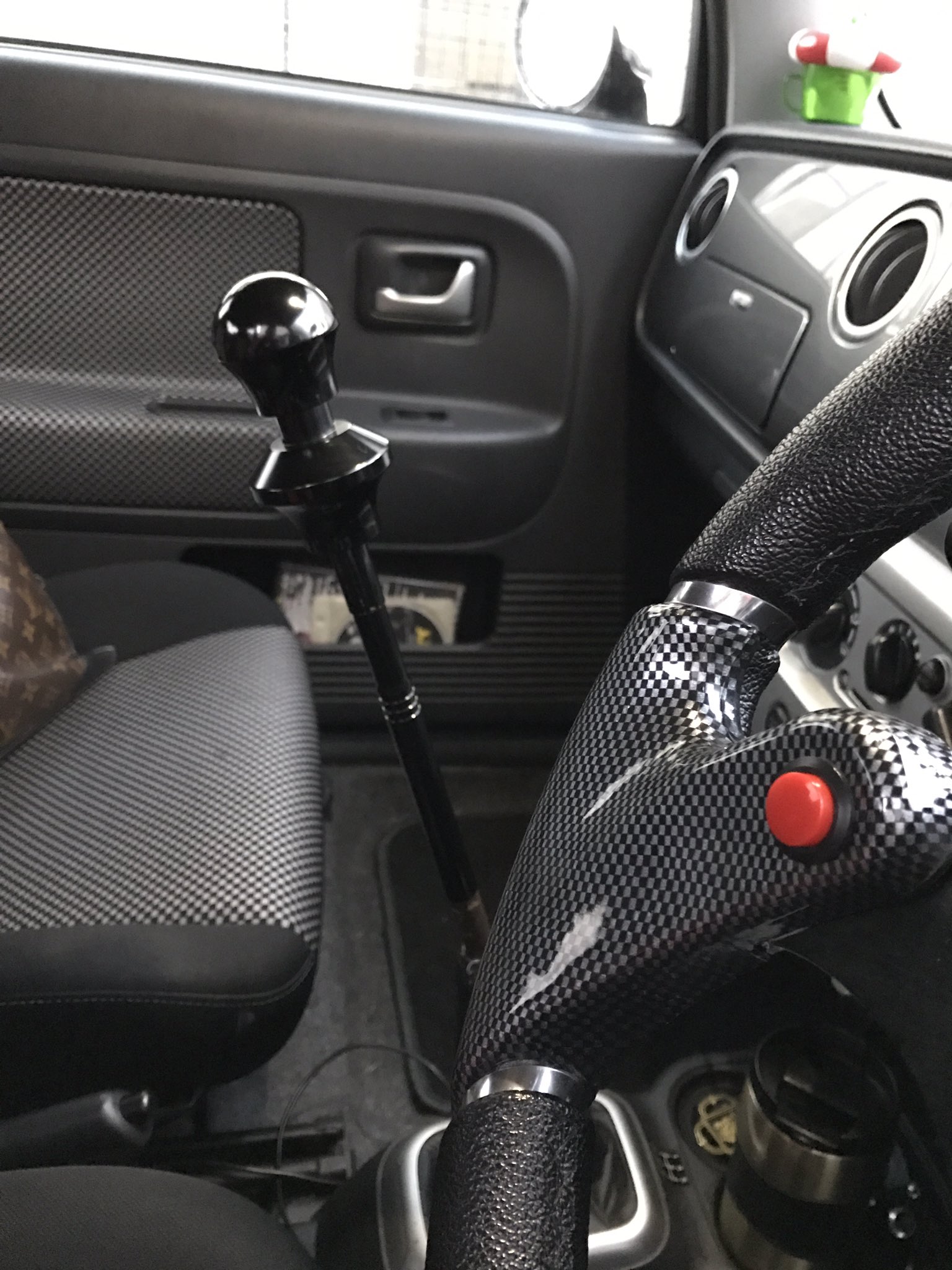 武装ss R33復活なるか 号シフトノブかっこいいんじゃぁぁぁぁああ あ おは 号 T Co Haskqpp3rj Twitter