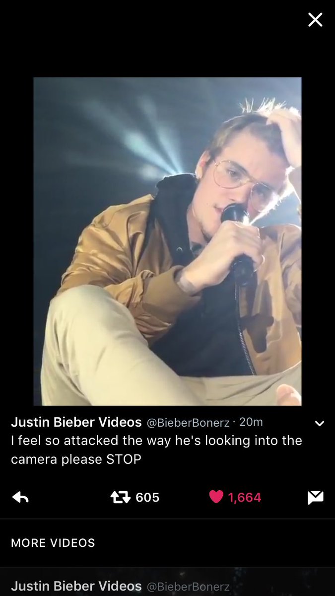 avoneffect's tweet image. THE WAY HES PLAYINH W HIS HAIR FUCK