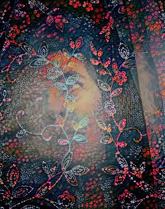 ipdegirl's tweet photo. Last #selfportrait of this week's project. #Dreamscopeapp #Snapseedapp #ipdegirl #iphoneography #iphone6 #flowers #lace https://t.co/GX4NrkXyTX