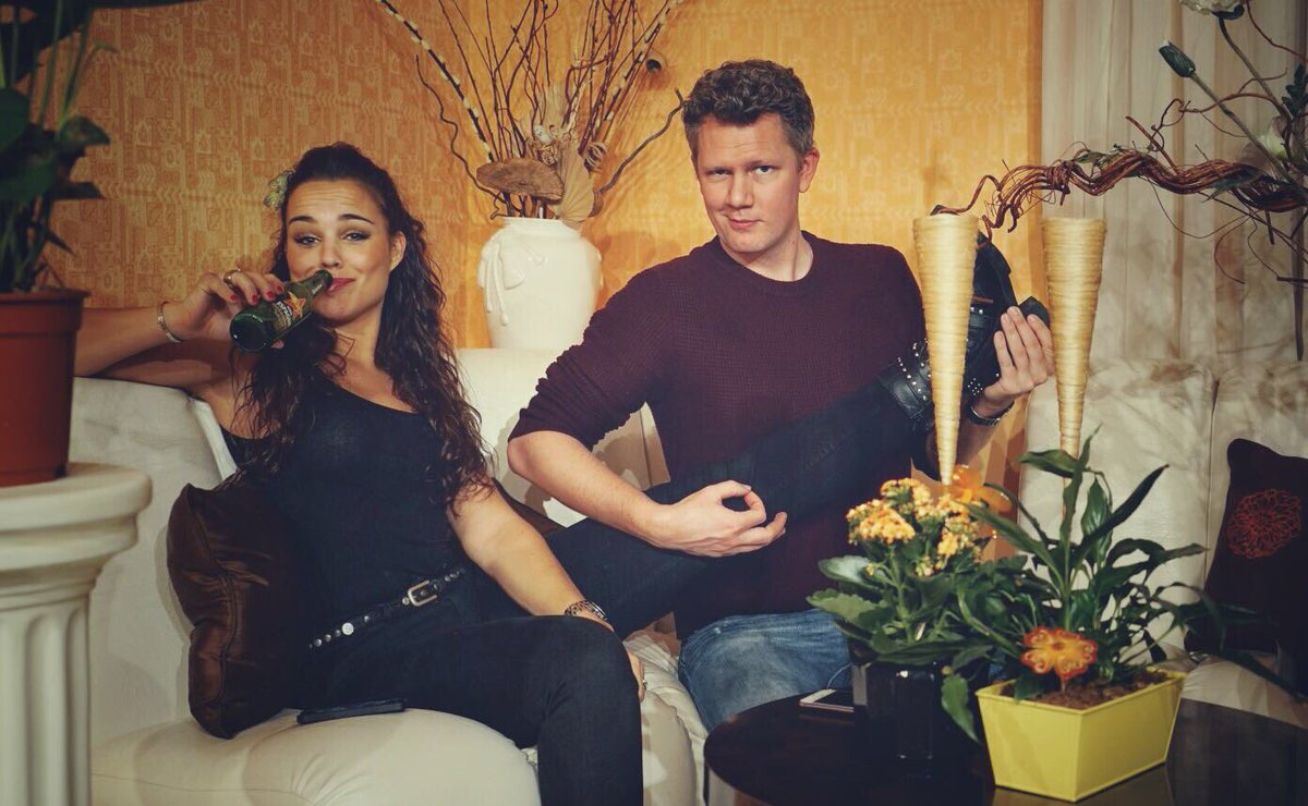 It's a wrap! Opnames #Geneve met <a href="/frederikpot/">FrdrkPot</a> voor #AlzheimerNL. #gitaarmuziek #mexico #superspontanefoto #itsawrap #nhtv #isamusicmedia