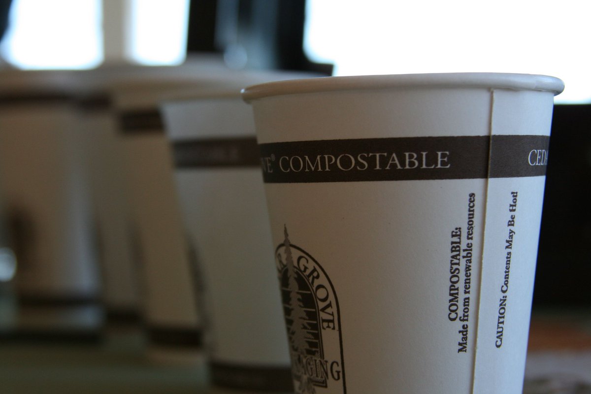 WSU_Dining's tweet image. In 1994 WSU was the first university in the US to build a commercial-scale composting facility!  #GoCougs #CompostingIsCool