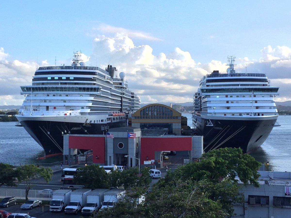 galactico1701's tweet photo. Visita de siete barcos en San Juan @djspeedman @angelmatos https://t.co/xTDnmin54J