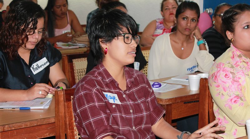 UNANManagua's tweet photo. Estudiantes del POLISAL participan en taller sobre Derechos humanos y Salud Reproductiva #POLISAL https://t.co/3EbwzRcYpQ https://t.co/yGwF5HfZ44