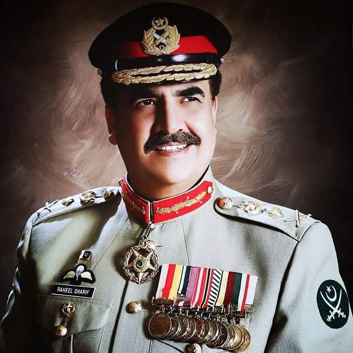 saadafzal1998's tweet photo. Words:-Leader, Brave, Courageous, Patriotic
Synonym:- General Raheel Sharif
#Hardgoodbye
#ThankYouRaheelSharif ❤❤ https://t.co/pTnFZUKAzN