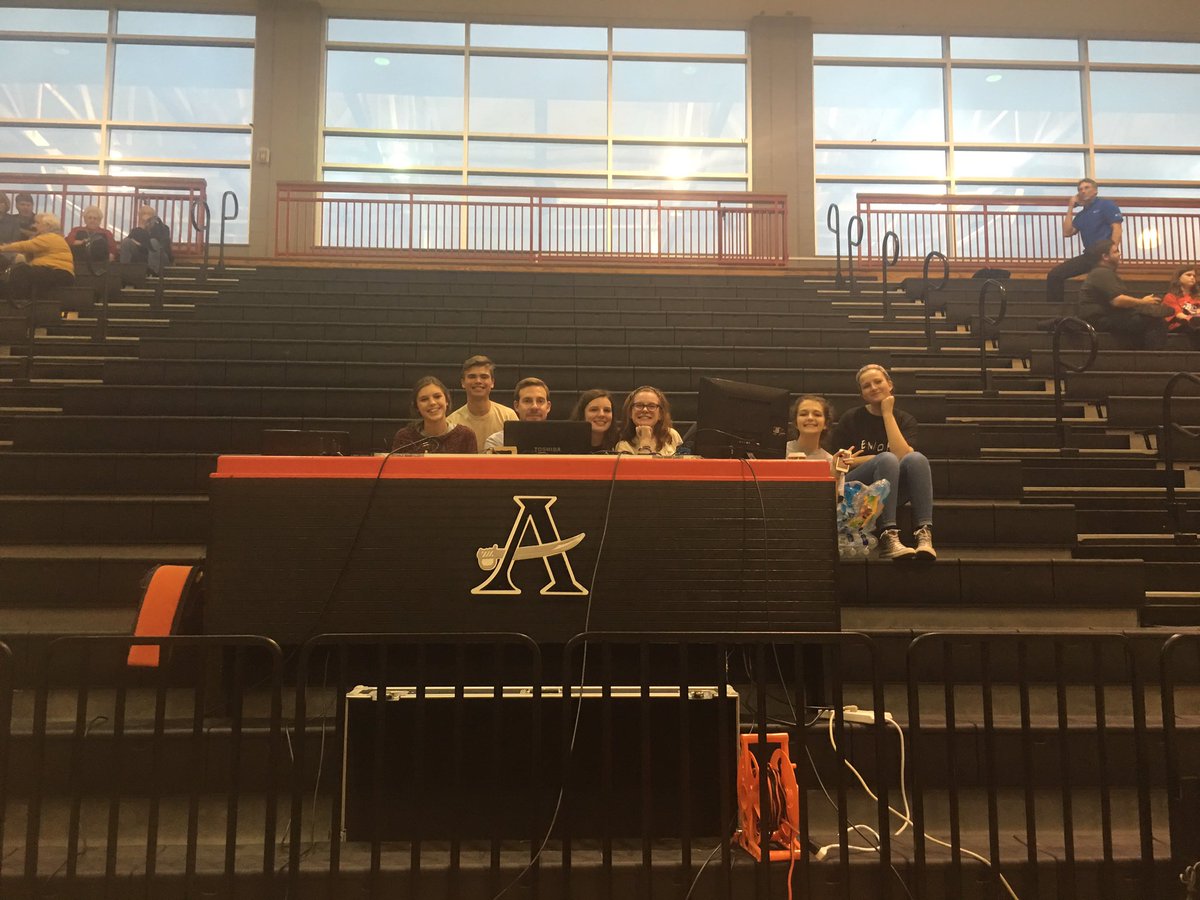 ABBCLive's tweet image. Girls game starts at 6 and boys at 7:30! Be there or be square!