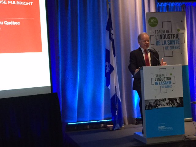 En cours au #FISQ2016 : Conférence Défis du financement de la #santé au #Québec et maintien de l'équilibre budgétaire par <a href="/Raymond_Bachand/">Raymond Bachand</a>