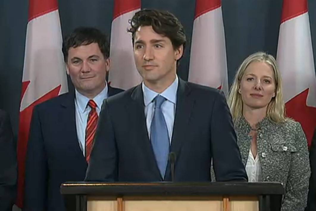 #Trudeau approves #KinderMorgan #pipeline expansion, opening Burrard Inlet to hundreds more #tankers each year ow.ly/6fyk306Edgq #oil