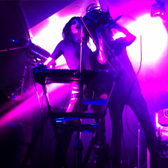 Very odd funky shot but I kinda like it! @SammiDoll &amp; @IAMX #leipzig #everythingisburning https://t.<a class="tags" target="_blank" title="On Twitter" href="/?out=eyJ0eXAiOiJKV1QiLCJhbGciOiJIUzUxMiJ9.eyJpYXQiOjE3MjQ5MDM1NzgsImlzcyI6InR3cG9ybnN0YXJzLmNvbSIsIm5iZiI6MTcyNDkwMzU3OCwiZXhwIjoxNzU2NDM5NTc4LCJyZWRpcmVjdF91cmwiOiJodHRwczovL3R3aXR0ZXIuY29tL1NhbW1pRG9sbCJ9.7kVHjB3lrVez1DQmhlUybQ7bFOqAS8NdLvCRg-wpJIVXMPWqIHNV9yCH2A4usuDBRrF-HxaZt648t72DYazTHw">@SammiDoll</a><a href="/tag/leipzig"class="tags"><span>#leipzig</span></a><a href="/tag/everythingisburning"class="tags"><span>#everythingisburning</span></a>