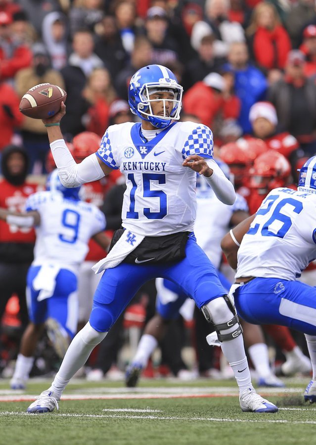 coachsteptoe's tweet photo. Stephen Johnson’s JUCO coach on final drive vs. UofL: (great read) https://t.co/FH6B1qNsrT #JucoProduct #CODFB #BBN courtesy @JackPilgrimKSR https://t.co/fi4ulYxnyp