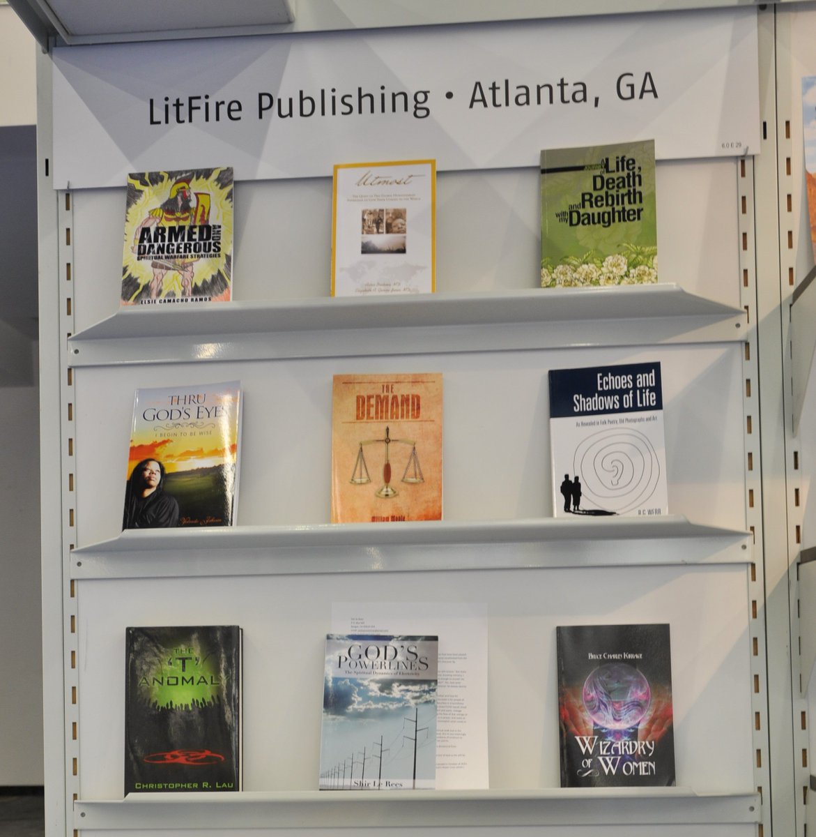 Markyb2016's tweet image. Congrats to you, @YjNunnun40, for your book being featured at the Frankfurt Book Fair in Germany, October 2016! God bless you! #sohappy