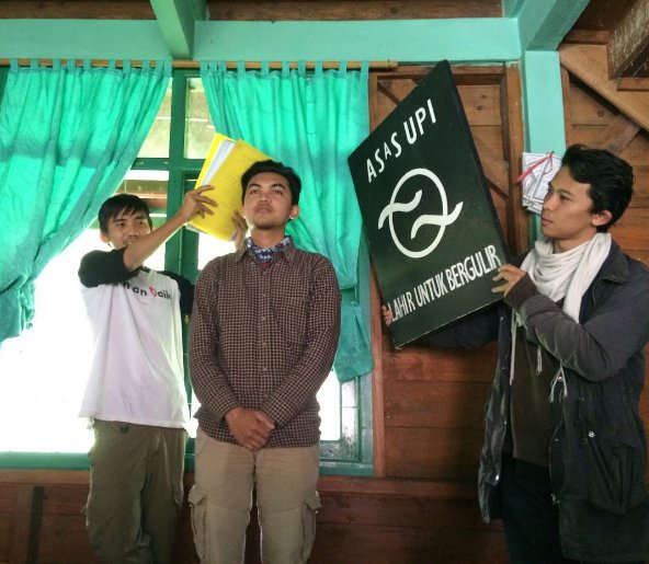 Asas_UPI's tweet photo. Mohon maaf untuk pengumuman yang terlambat, tapi mari kita ucapkan selamat kepada @Naufalmha sebagai Ketua ASAS terpilih periode 2016/.... https://t.co/qjGyEyeW2j