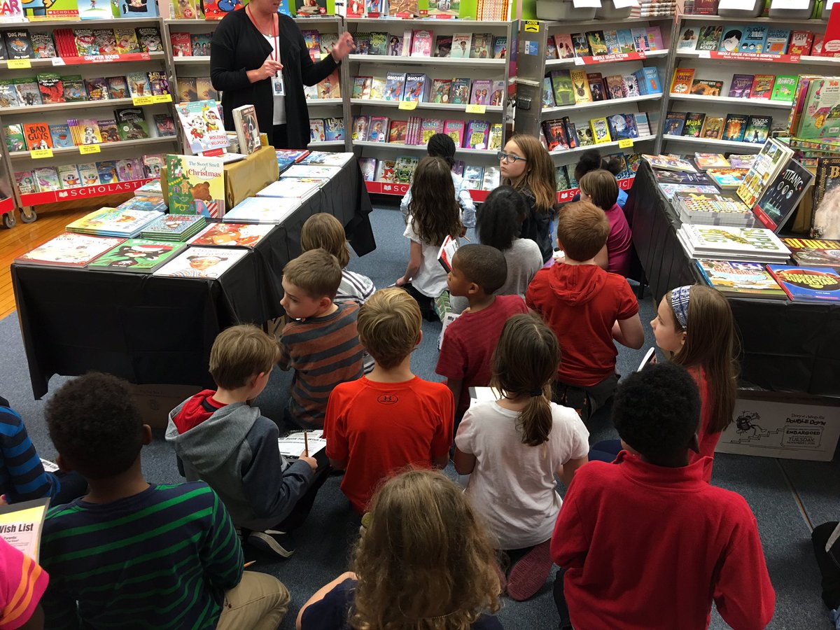 Lewis3Fernway's tweet photo. Book Family Night is this Wednesday from 5:30 to 8:00. https://t.co/c10LiFUInv