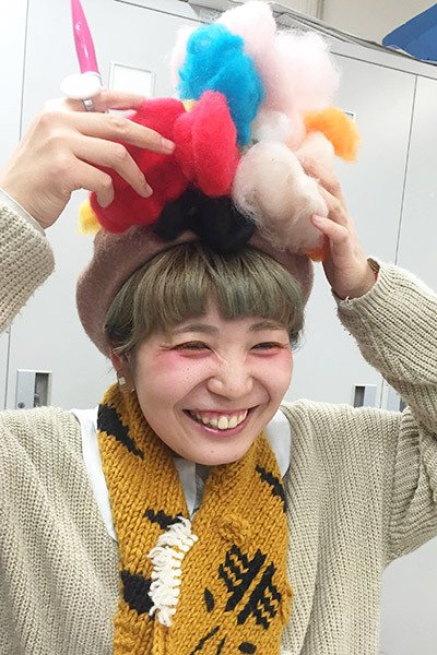 Vantan_Tokyo's tweet photo. [ファッション学部 授業レポート！]
バンタンデザイン研究所 ファッション学部で実施した『生地加工体験～スモッキング ＆ ニードルパンチ～』編をご紹介★
詳細⇒ https://t.co/C1dF1jzUgq #Vantan https://t.co/f60ULgxL5i