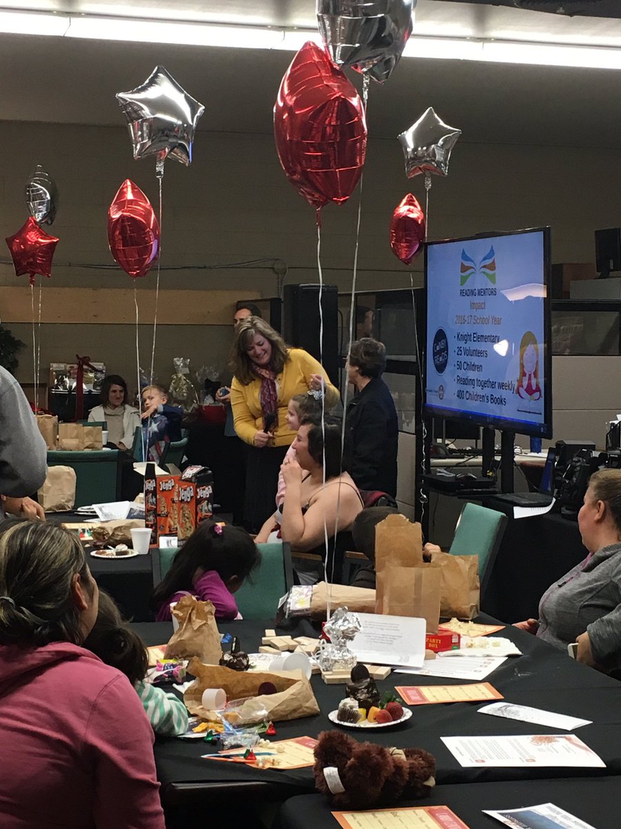 CanbyReads's tweet photo. What an impact! #Knight Principal Taylor explaining the support of our #ReadingMentors! Consider #TheCanbyCenter this #GivingTuesday. https://t.co/5zzlf8lquw