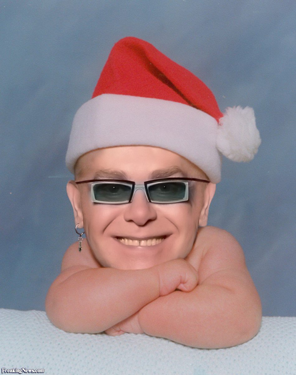 JulesWhovian's tweet photo. Elfin John #BetterElfNames https://t.co/UVsMO4QWIR