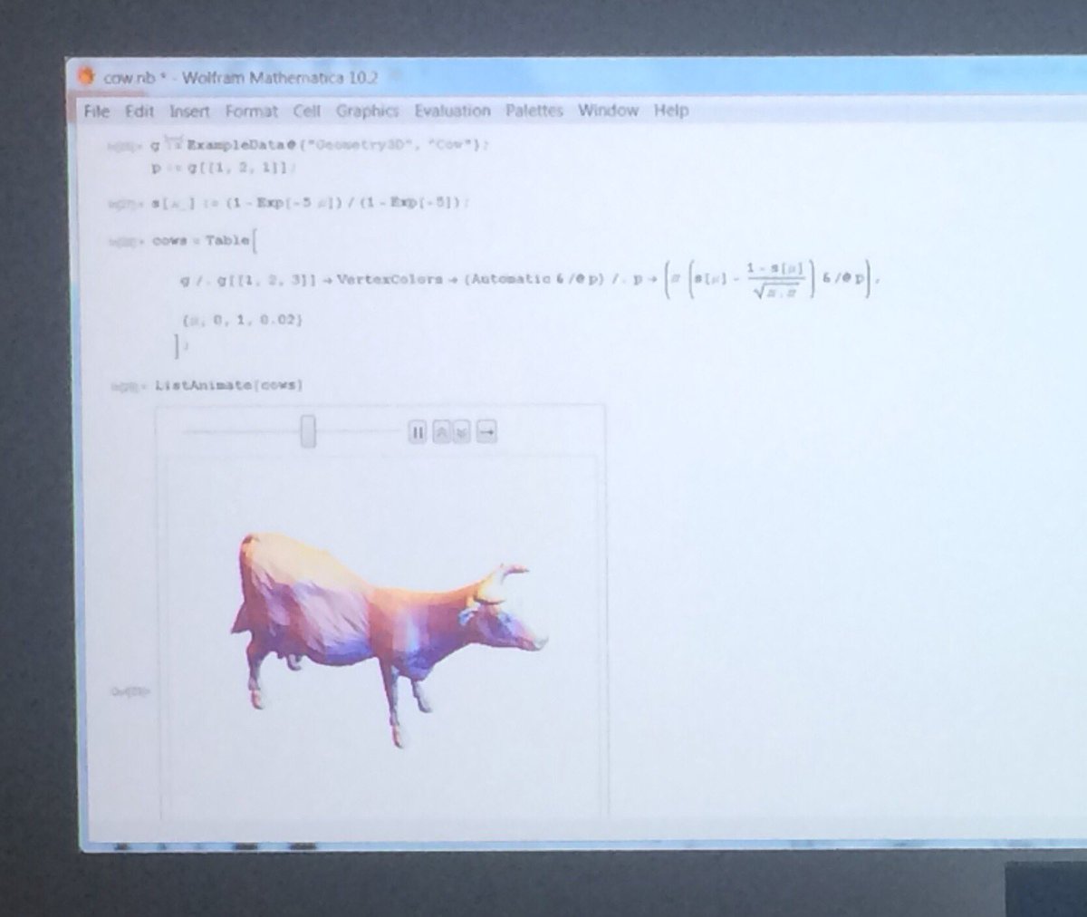 JasminaGalloway's tweet photo. @_russrussruss role-models live coding, value of creativity & storytelling, how scientist think, learn and deal with failures #UESMonash2016 https://t.co/urzGyjOG7i
