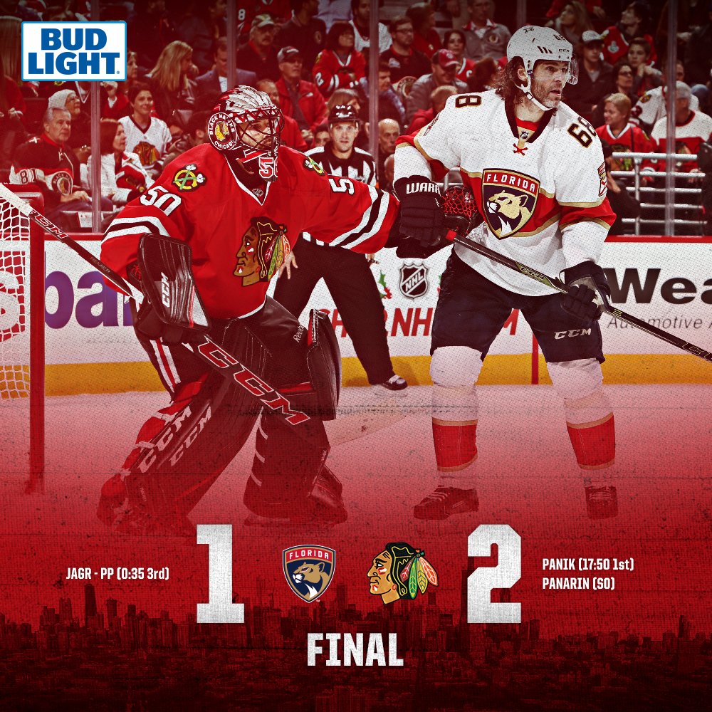 NHLBlackhawks's tweet photo. #HAWKSWIN at home! https://t.co/IAVnx6c9sY