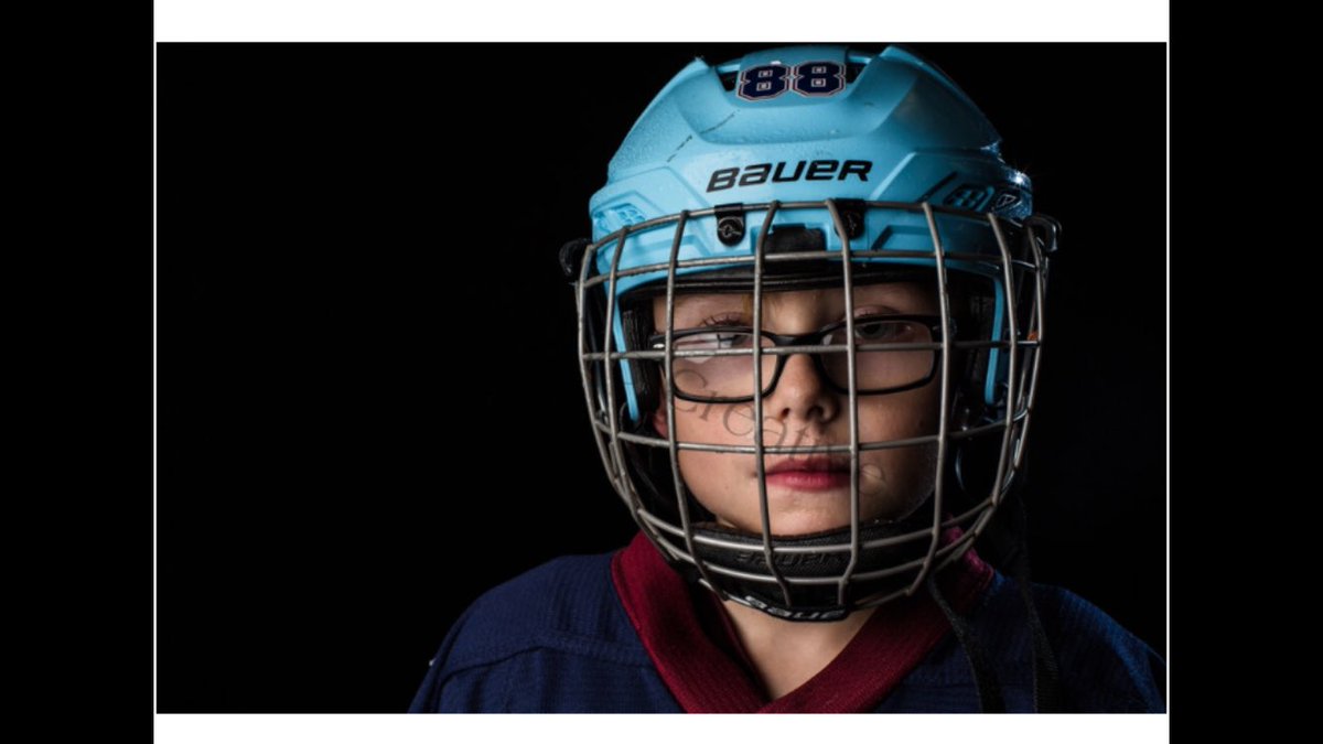 bran_bree's tweet photo. I am in love with our hockey pics!! He should be the new face of @BauerHockey #tulsajroilers #miteelite #88 💙🏒❤️ #hockeymom #hockeylife https://t.co/kIbF9ND1OU