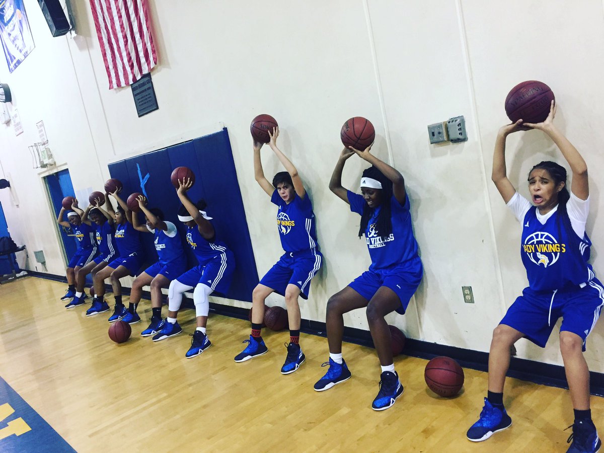 GoLadyVikes's tweet photo. Teaching defense from the ground up. #WallSits #AllHail https://t.co/q58jYFsSWP
