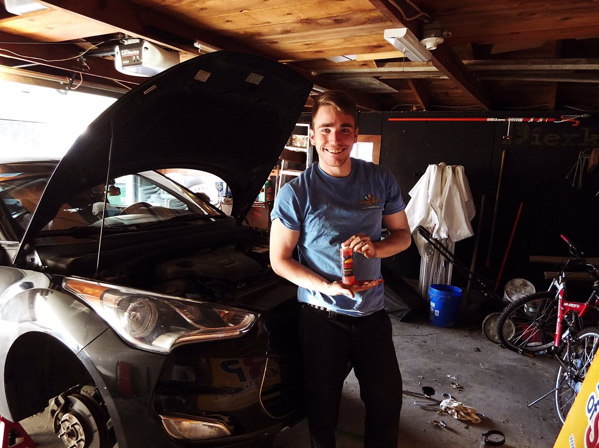 buyblinkerfluid's tweet photo. Jack from Indiana topped off his #blinkerfluid today, when's the last time you checked yours? https://t.co/iJsK07LC4p