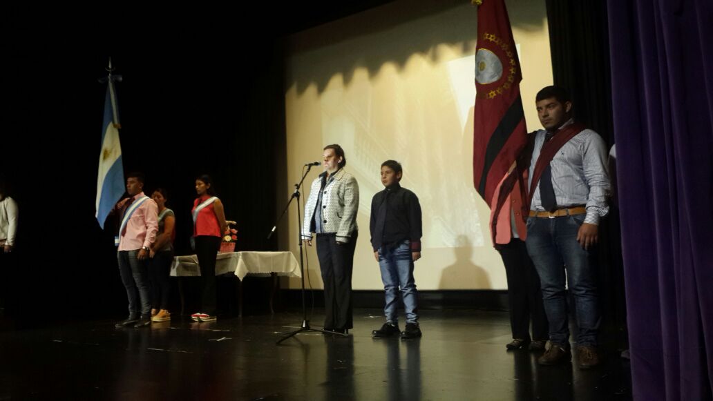 MEducacionSalta's tweet photo. Acto primera promoción BSPA 7166 aula extra muro #GeneralGüemes #Salta https://t.co/P5H1x9wd02