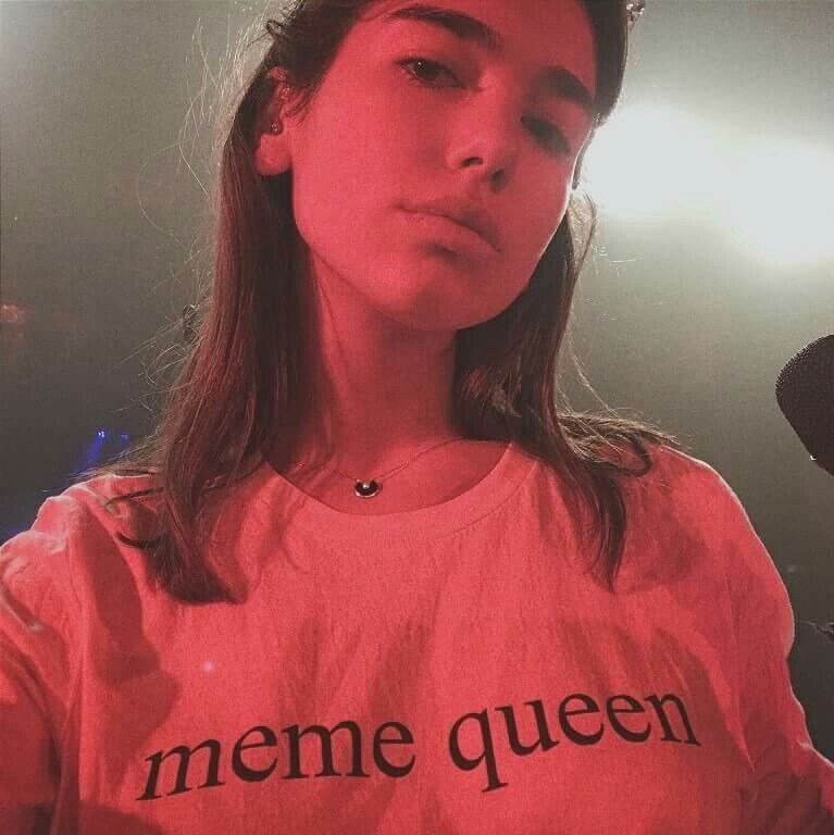 liparchive's tweet photo. meme queen https://t.co/fMAm91tOsV