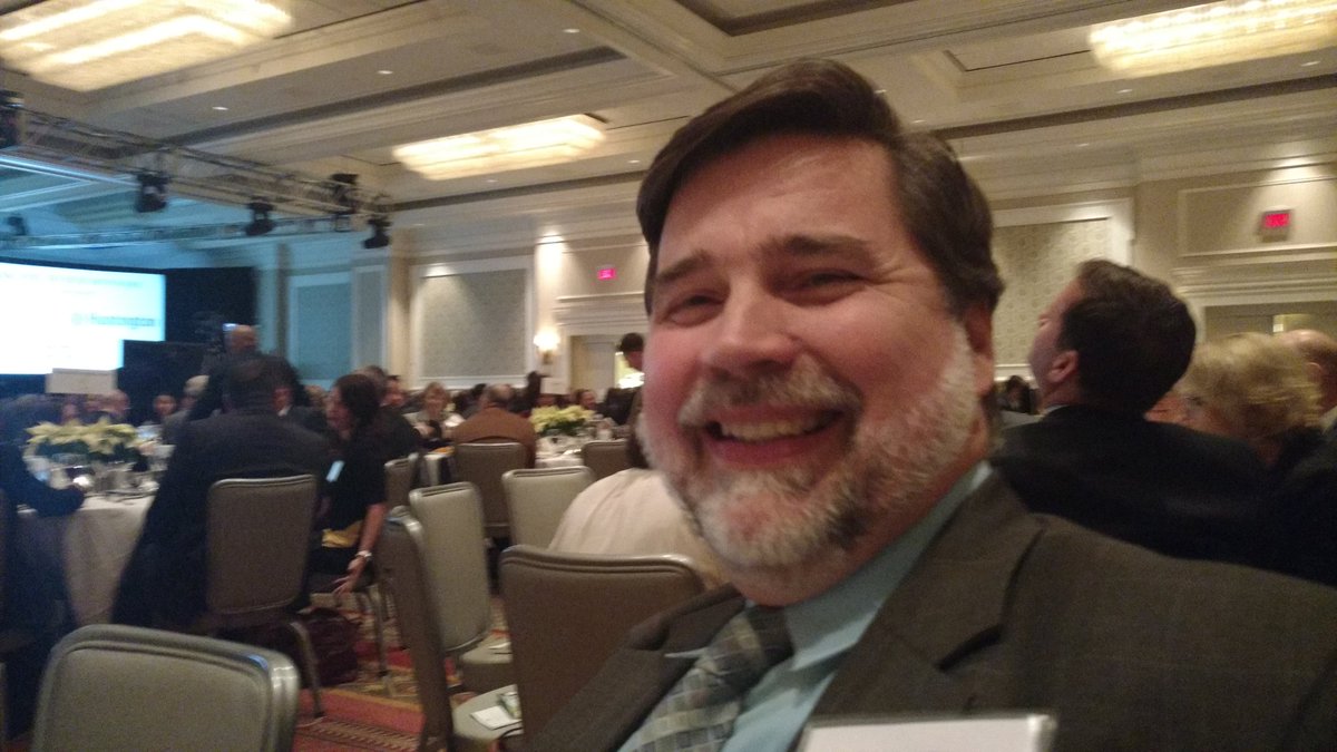 LillianMLowery1's tweet photo. @juniorachievementcentralohio @act4kidz Columbus with @EKarolak celebrating @alexfischertcf @DrSteveAllen https://t.co/AGWhr9vZiI