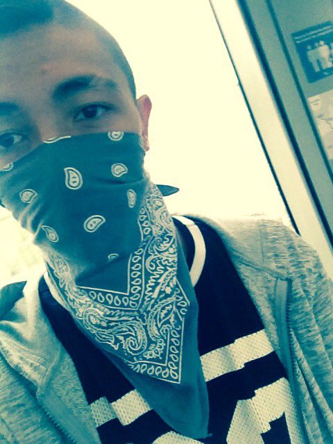 ArnaudLopes33's tweet photo. Je n'ai peur que de #Dieu ! Sache le ! La mort ne m'atteint pas ! #Réussite #NoPainNoGain 💉✌️😈 https://t.co/qMK7fDYeTK