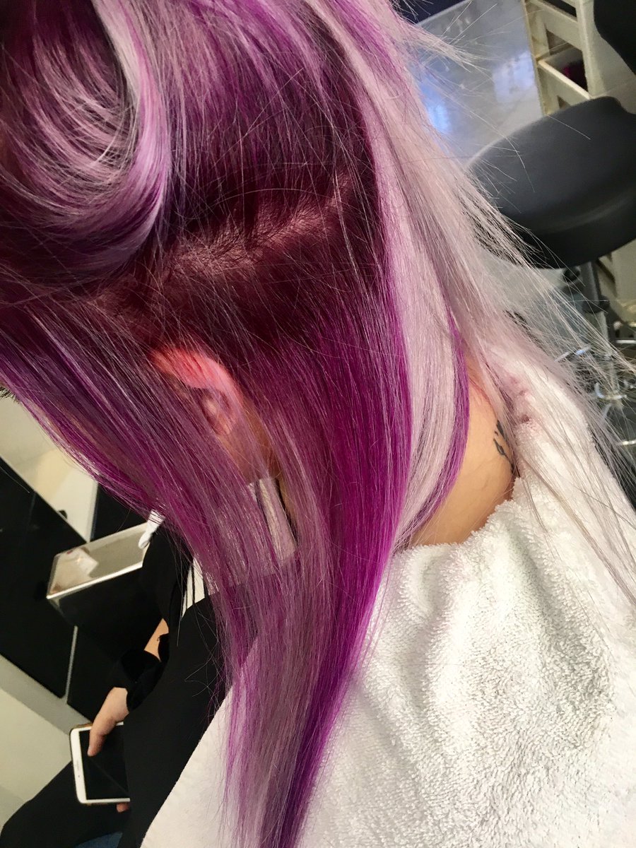 MMarfilESTL's tweet photo. Jugando con el color! @MMarfilESTL @kin_cosmetics @EXCLUSIVASLADYS #candycolors #kinessences #lovehair #kin #ladys #manumarfilestilista https://t.co/19Aiwy8Tca