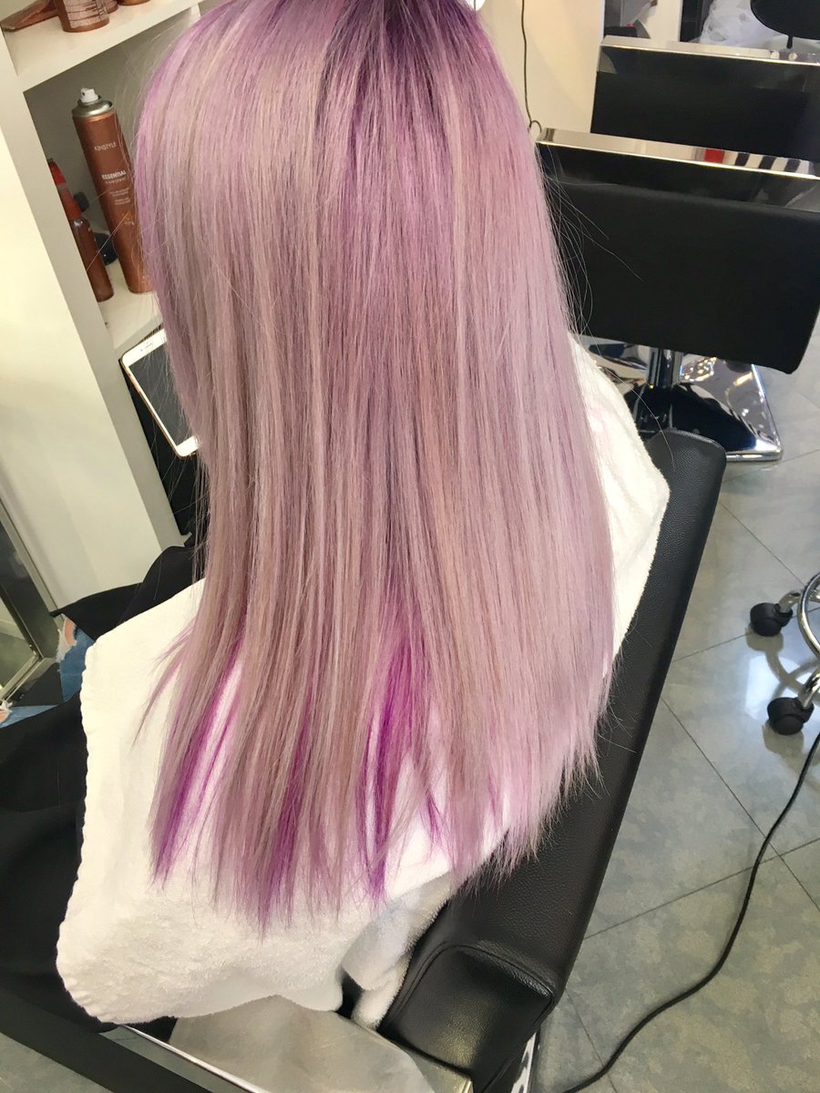 MMarfilESTL's tweet photo. Jugando con el color! @MMarfilESTL @kin_cosmetics @EXCLUSIVASLADYS #candycolors #kinessences #lovehair #kin #ladys #manumarfilestilista https://t.co/19Aiwy8Tca