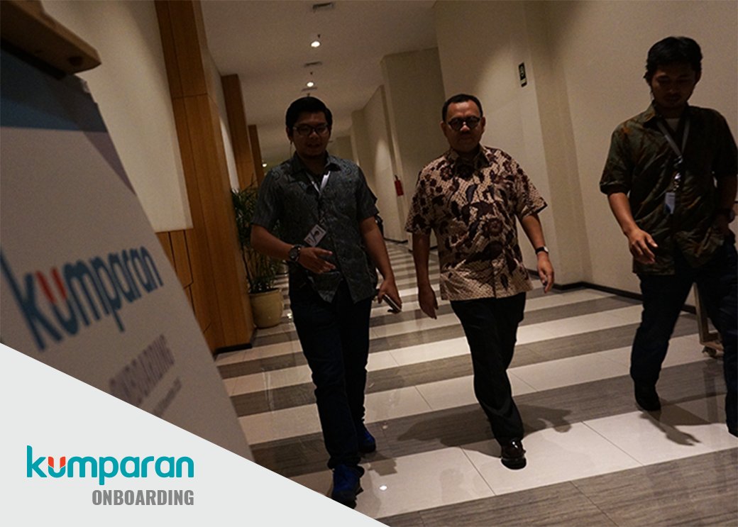 kumparan's tweet photo. Mantan Menteri ESDM @sudirmansaid telah hadir di Kumparan Onboarding dan akan berbicara tentang Menjadi Pemimpin, Membangun Jiwa Bangsa https://t.co/P3hTTChvHm