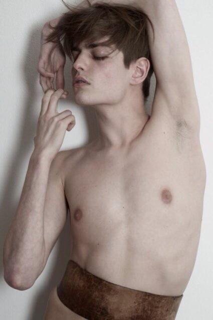 bhmpr's tweet image. Pawel Bednarek
ポーランド出身のモデル。