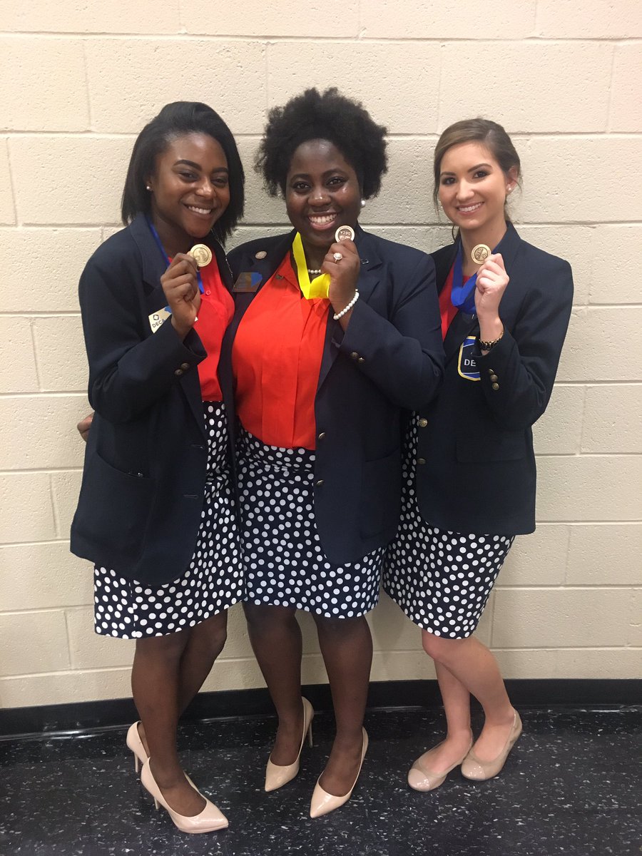 SCDECA_Victoria's tweet photo. Region 1 qualifiers was a success. Now we are on the road to state, then ICDC. Thanks for hosting @LTCDECA #scdeca #road2cali https://t.co/8JaYheWFze