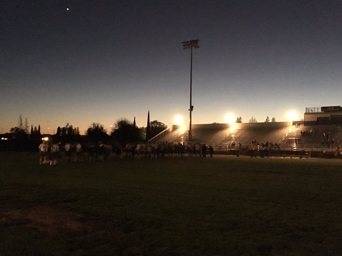 Boys soccer final: Sierra 7, Able Charter 0. Called game early 2nd half after stadium lights go off for 3rd time. #Bizarre #WinterProblems