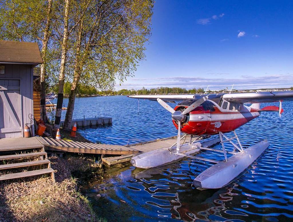 floatplanes's tweet image. Summertime at Lake Hood seems far away now, but its never to soon to start making plans. 
… ift.tt/2gHk8nd