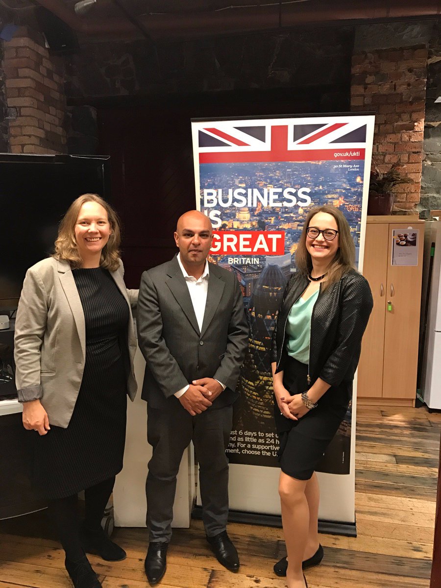 YBFVentures's tweet photo. Thank you Ruz Chishty for your #Fintech session on Scaling Your Fintech Globally! Look forward to having you back at YBF next year :) https://t.co/gxI8Bn1gTH