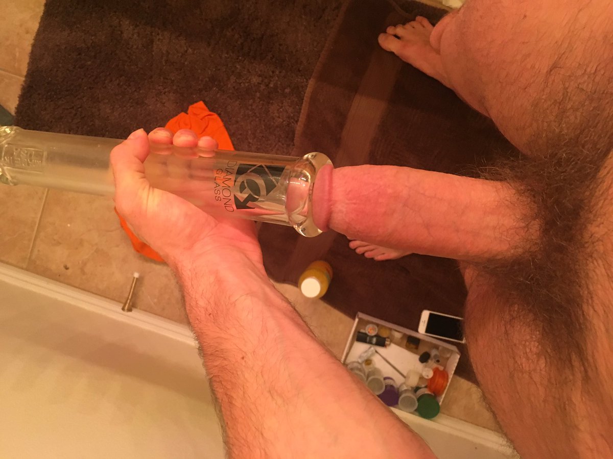 Thecliffjensen's tweet photo. Wanna hit? https://t.co/PvAMocXaFz