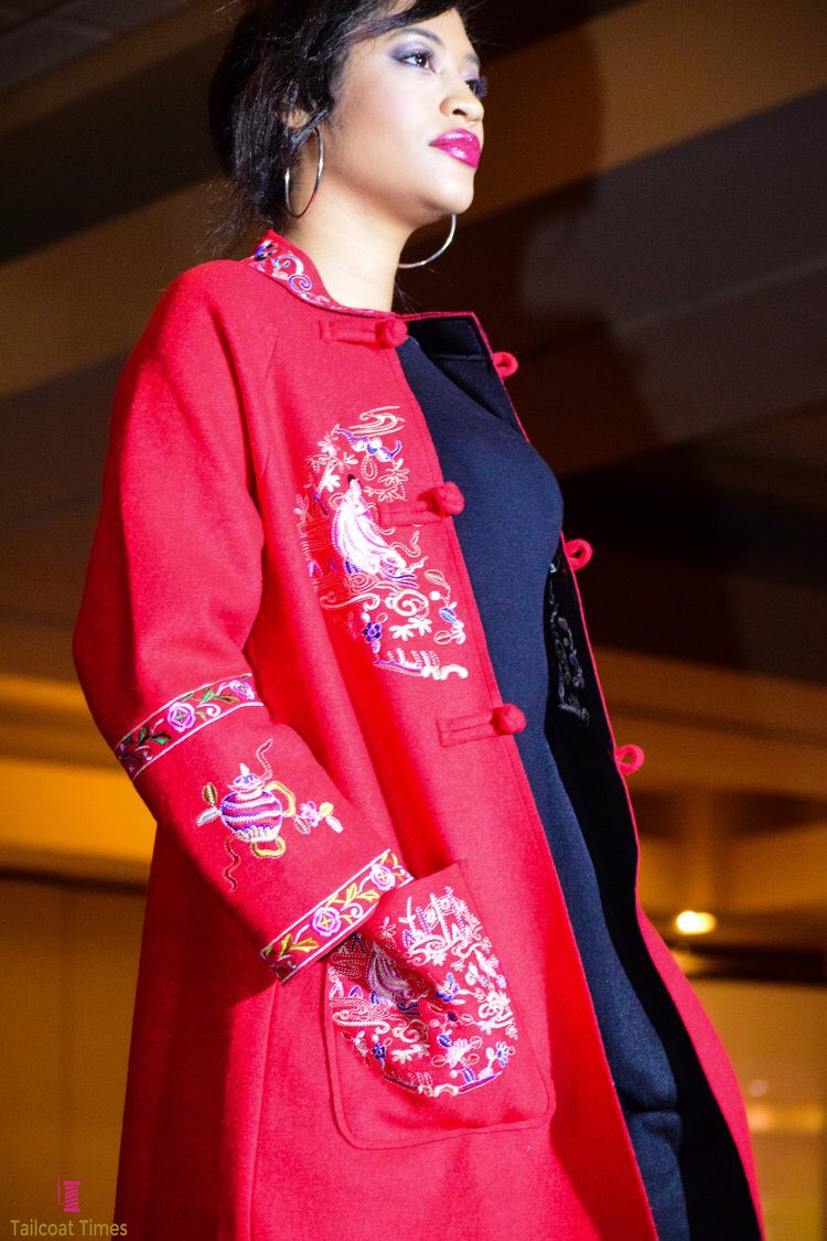 TailcoatTimes's tweet photo. #excessivefashion #season4 #bostonfashion #fashionshow #catwalk #runway #joemalaika #tailcoattimes #hilton #winter #coats #designeroftheyear https://t.co/p8pUv3nIk7