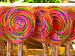 cuandoerapavo's tweet photo. ¿De donde es esta paleta? 4 Diciembre, a compartir con el elenco de la vecindad del chavo @Czurkos 04242157648 https://t.co/KbwTu6IzLk